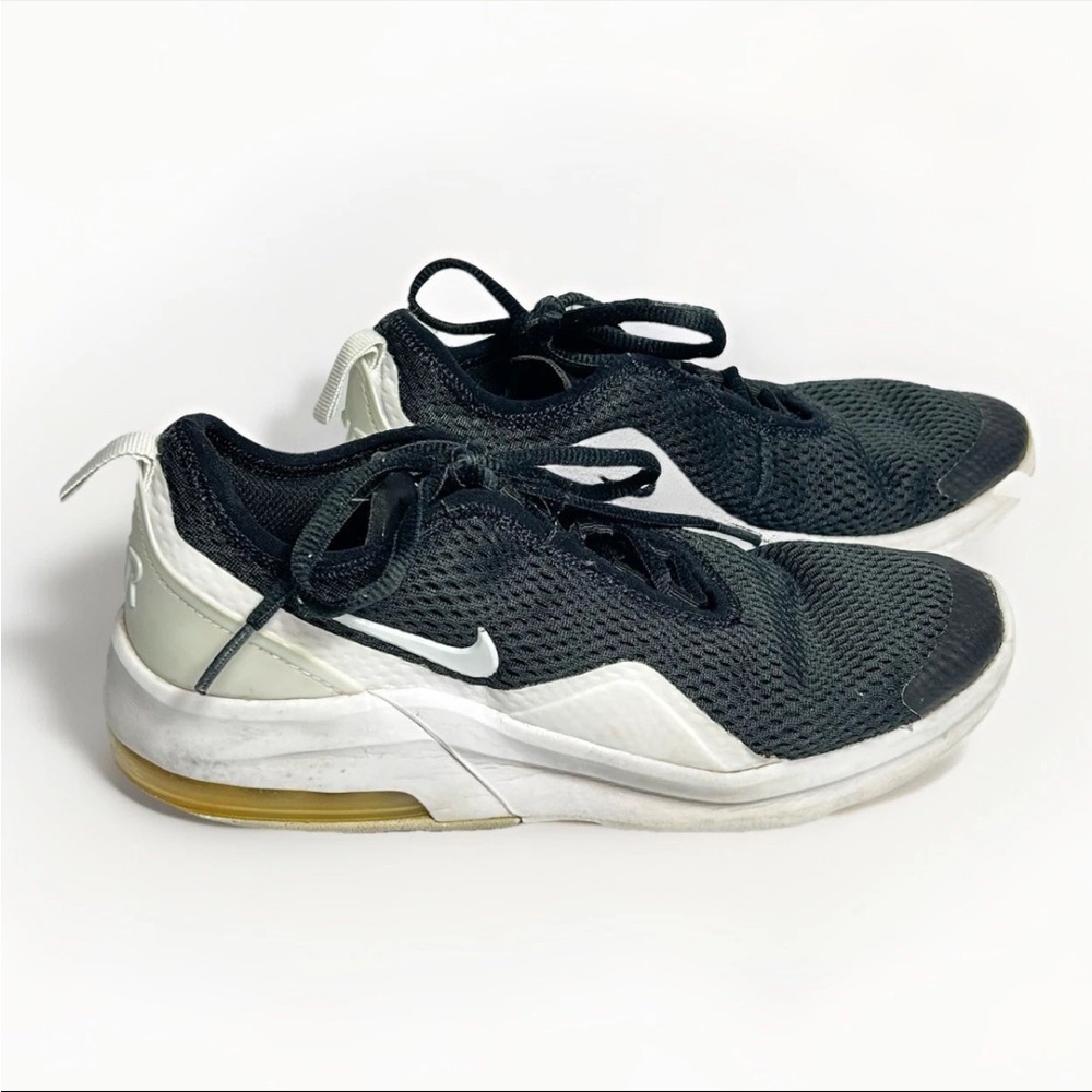 Nike Air Max Motion 2 GS Black White AQ2741-001 Size 5.5Y